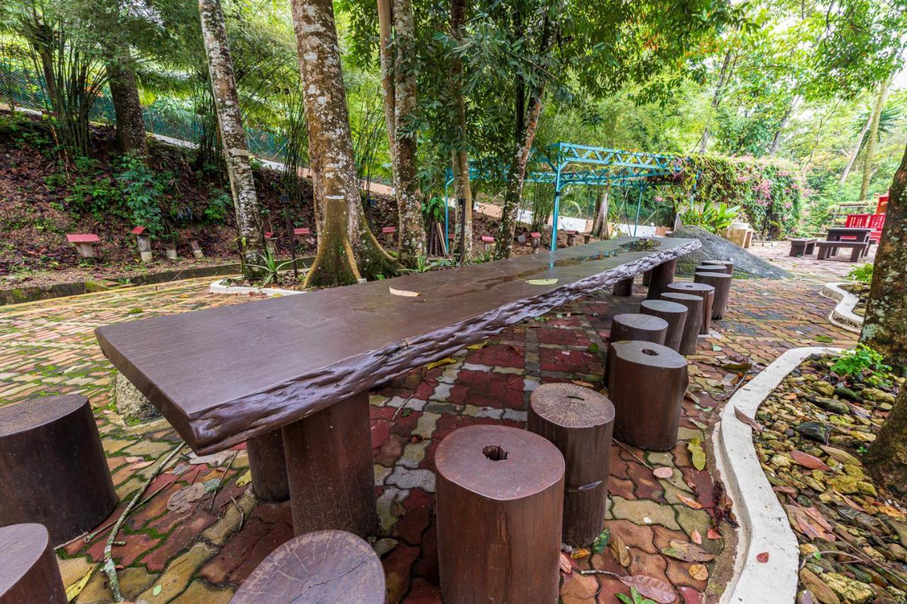 Bentong Eco Wellness Resort 14Room 69Pax By Verano Homestay Ngoại thất bức ảnh